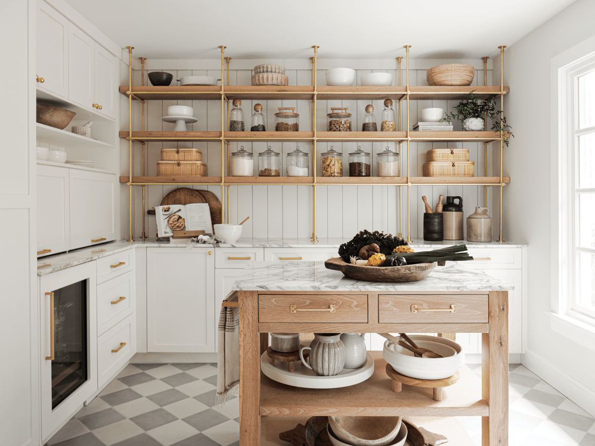 Rooms We Love: One pretty pantry